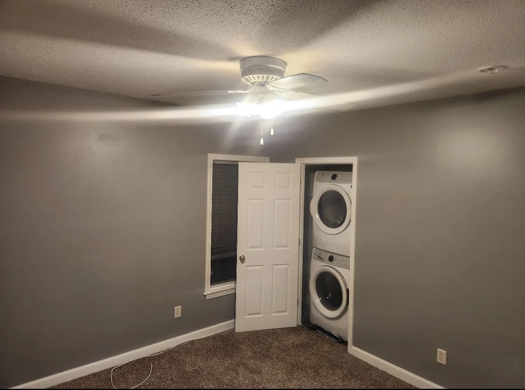 10 Holman St, Attleboro