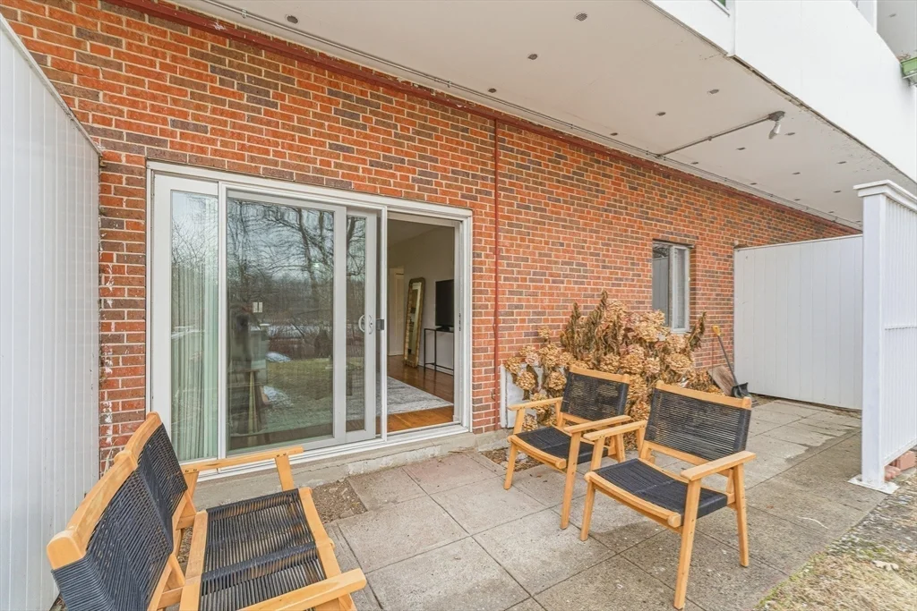 231 Coolidge Ave, East Watertown