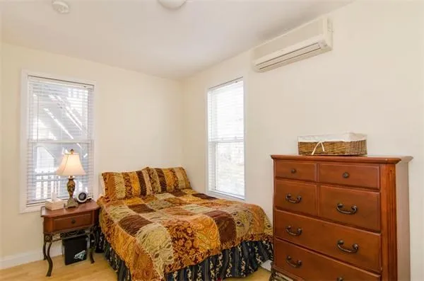 154 Boylston, Jamaica Plain