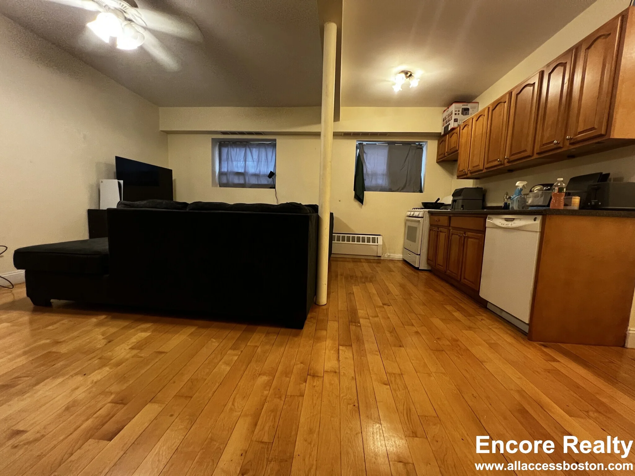 1555 Beacon St, Brookline