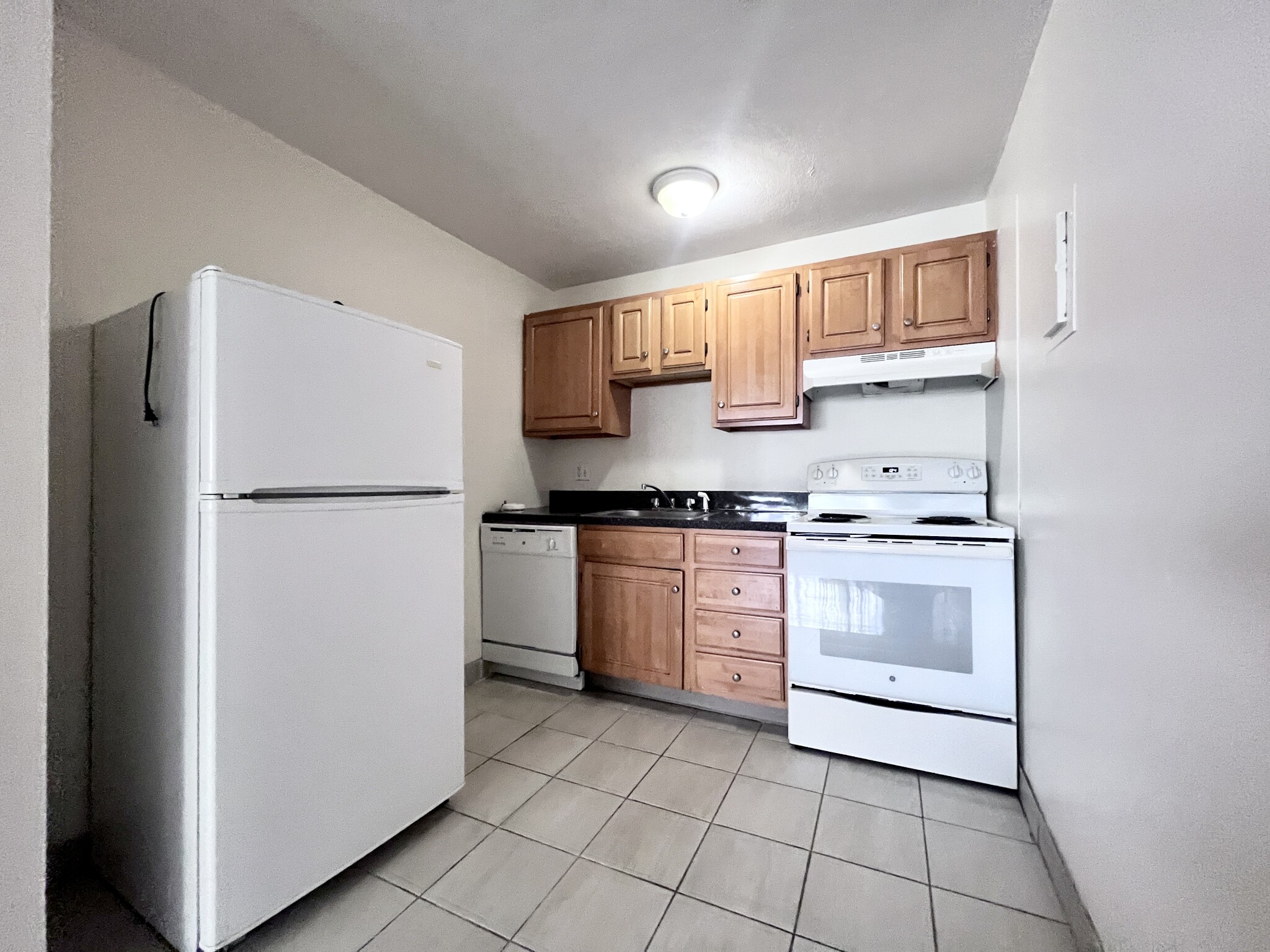 2 bed, 1 bath apartment for rent at 81 Gardner St Unit 24., Allston — photo 2 of 3