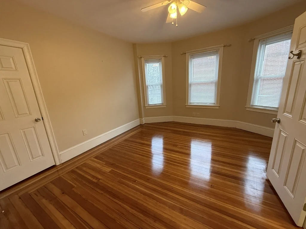 25 Ralph Piteri Ter, Watertown