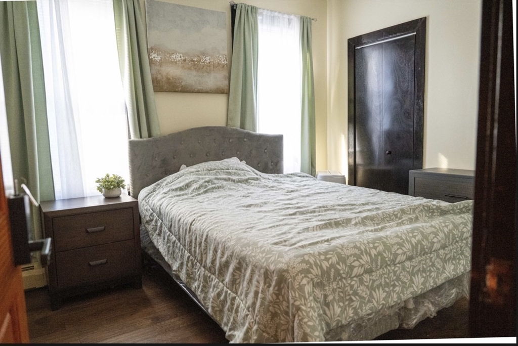 79 Heath St, Mission Hill