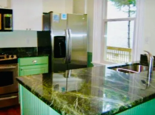 75 Alleghany St, Mission Hill