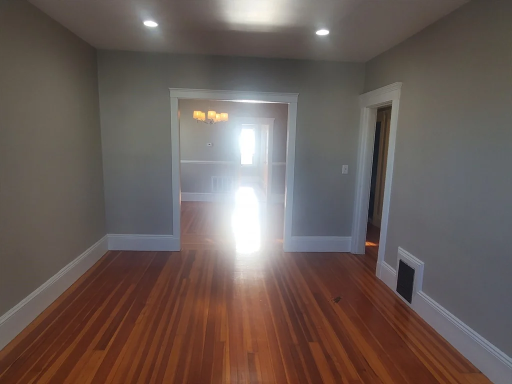 14 N Munroe Ter, Dorchester