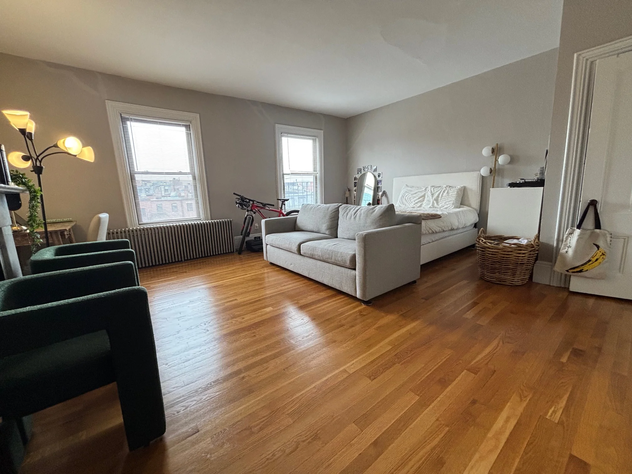 82 Charles St, Beacon Hill