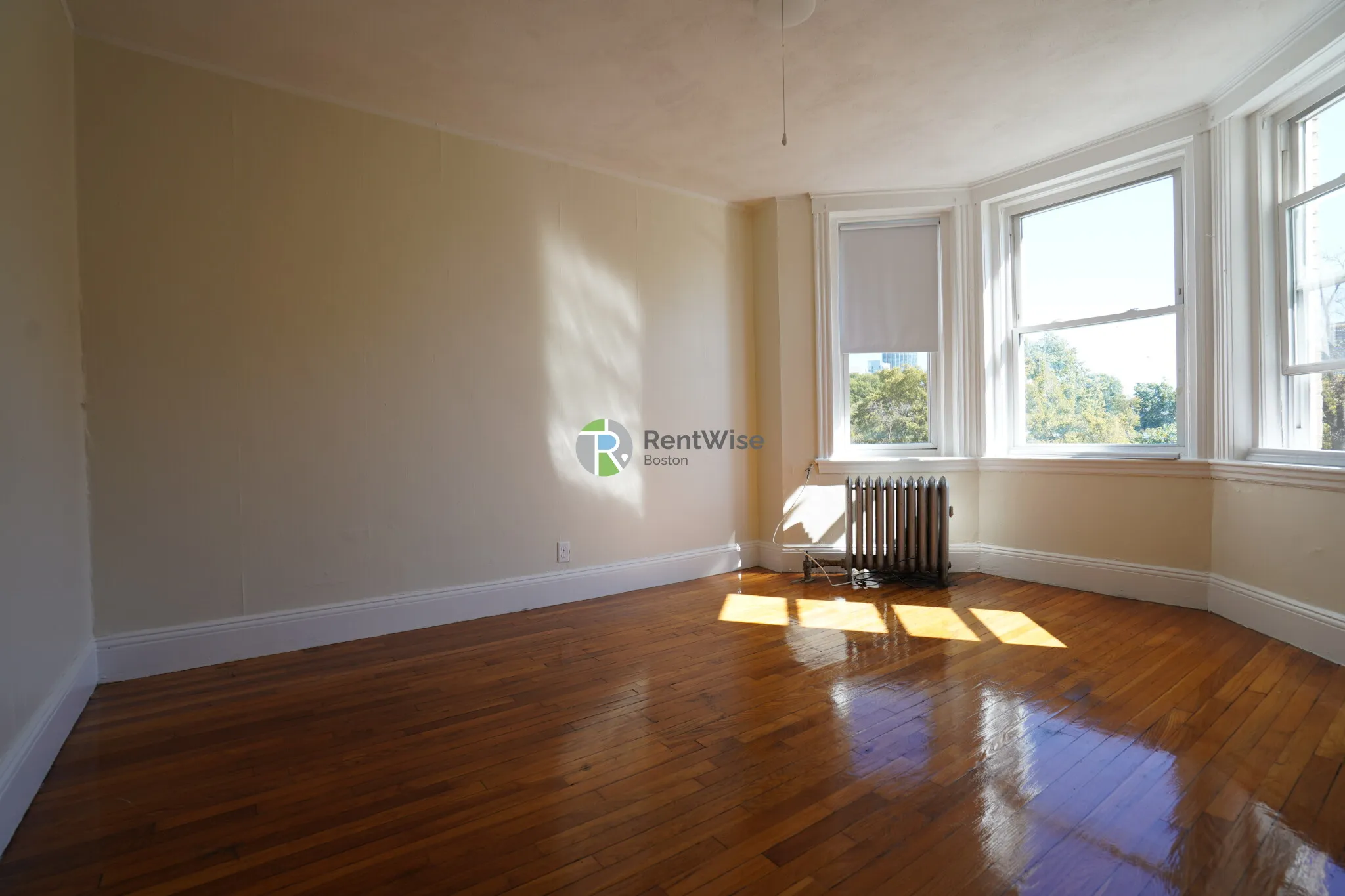 1185 Boylston St, Fenway