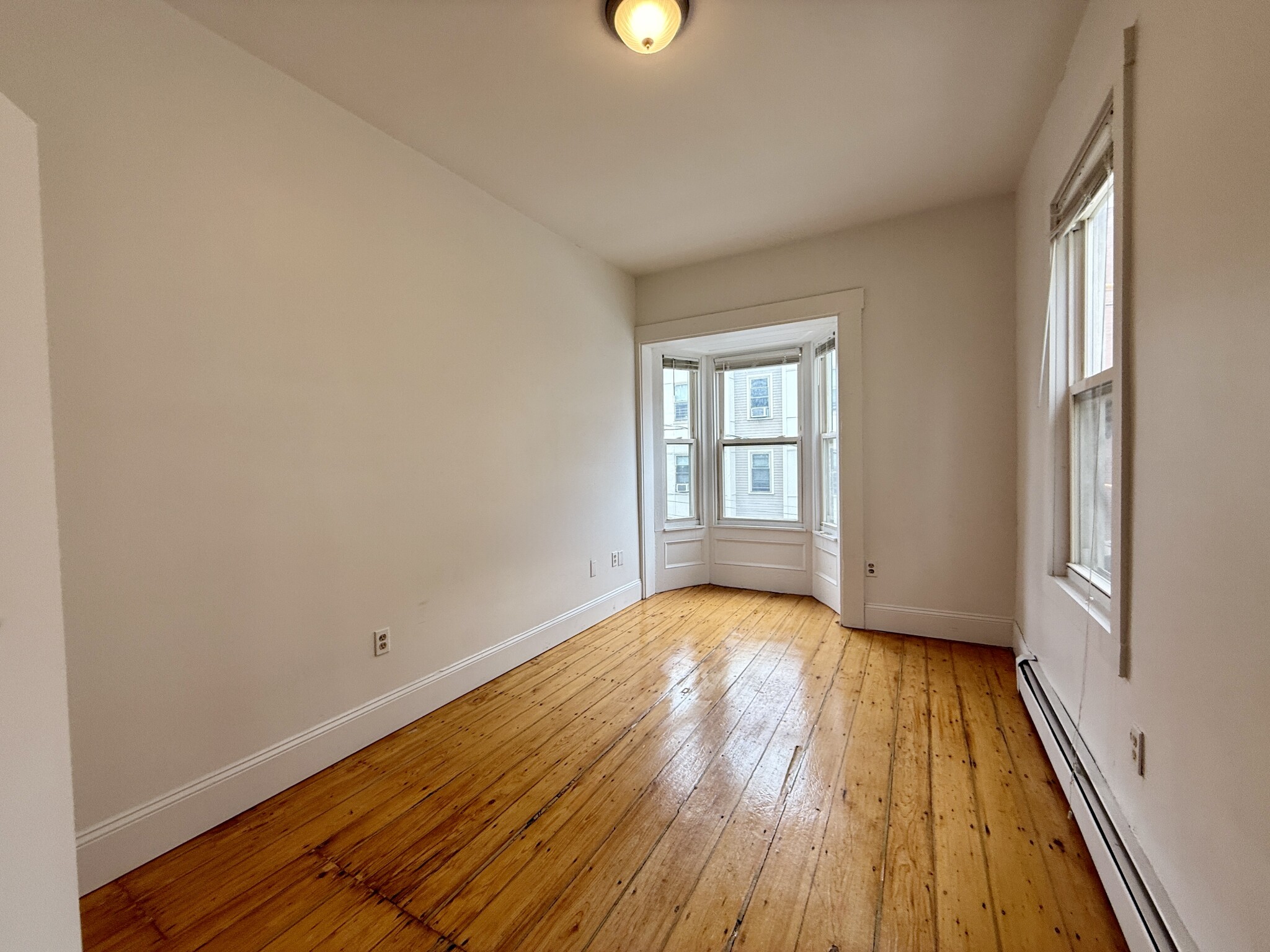 12 Creighton St, Jamaica Plain