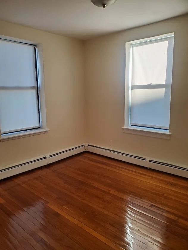 15 Victory Rd, Dorchester