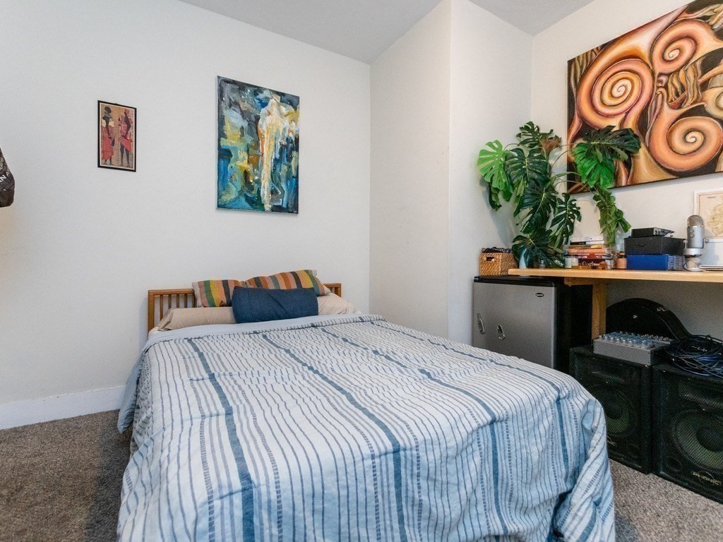 17 Cushman Rd, Brighton