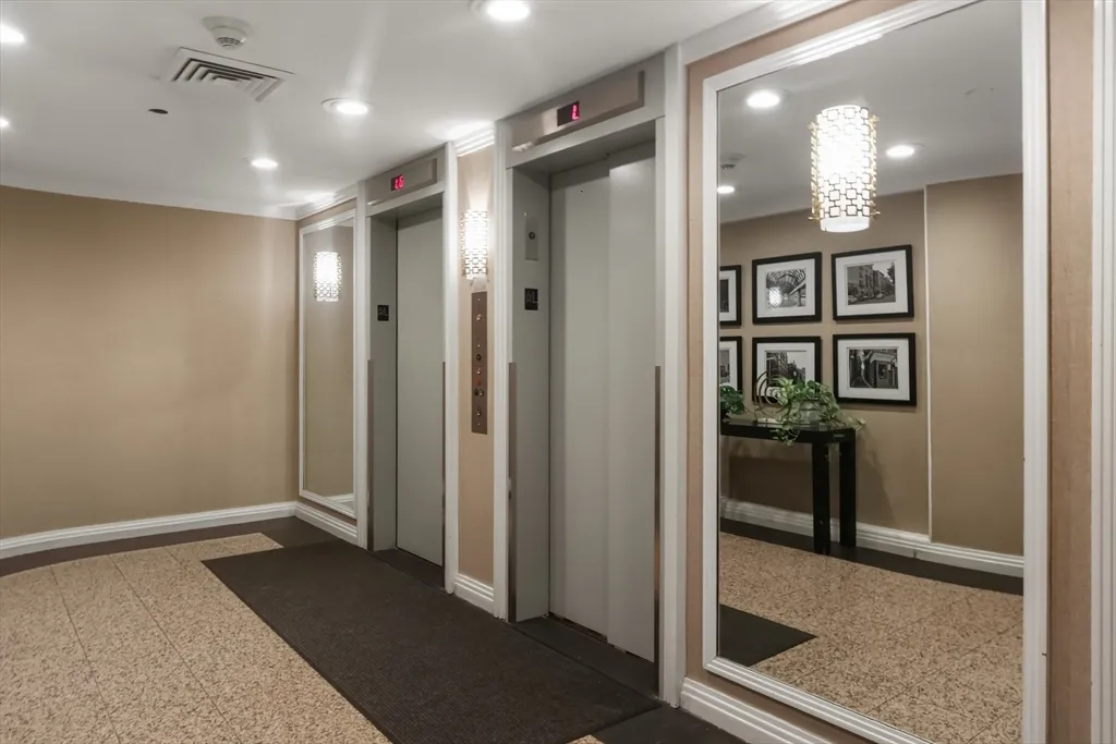 350 North, North End