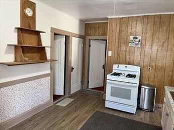 37 North Ave, Norwood