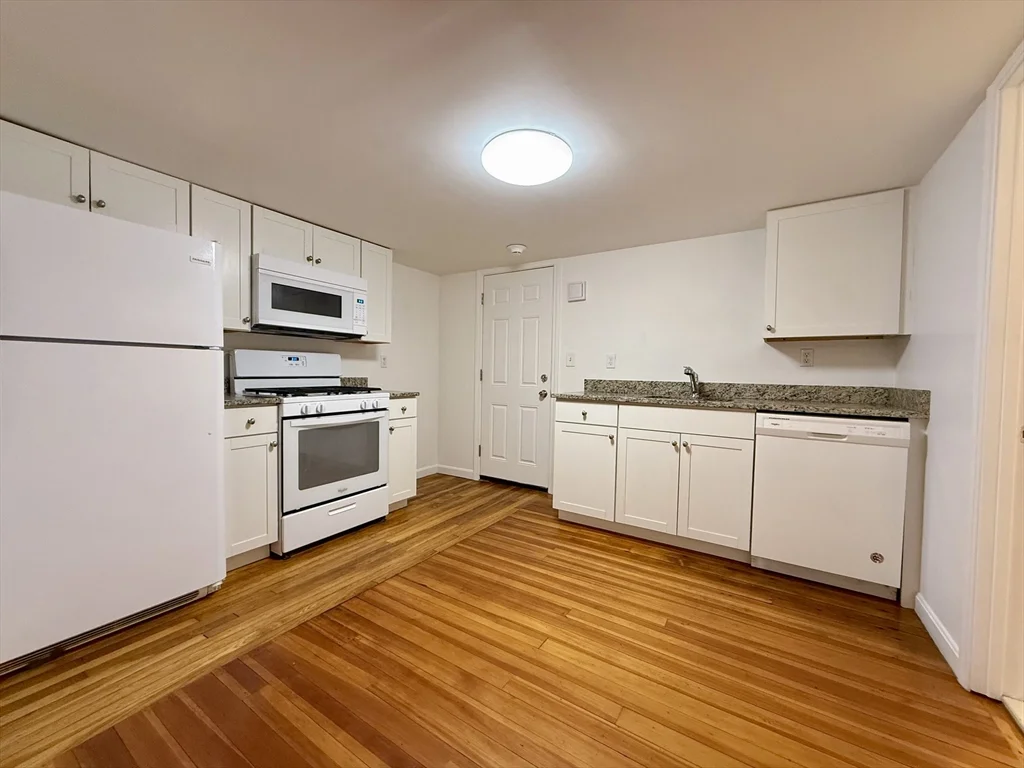 115 South St, Plainville