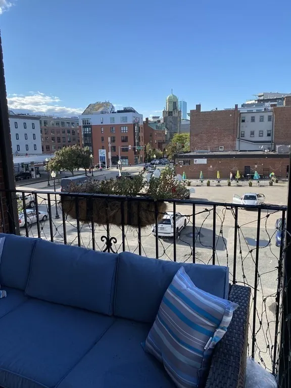 116 W Broadway, South Boston