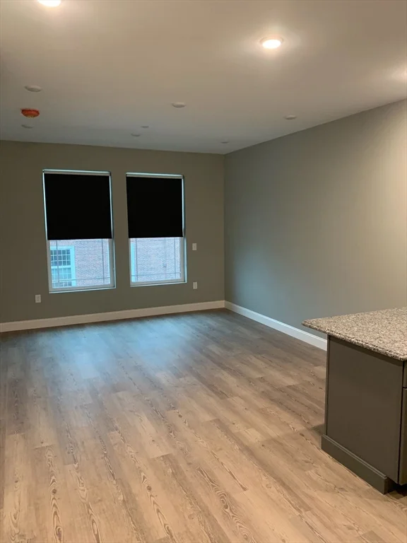 14 Yeamans St, Revere