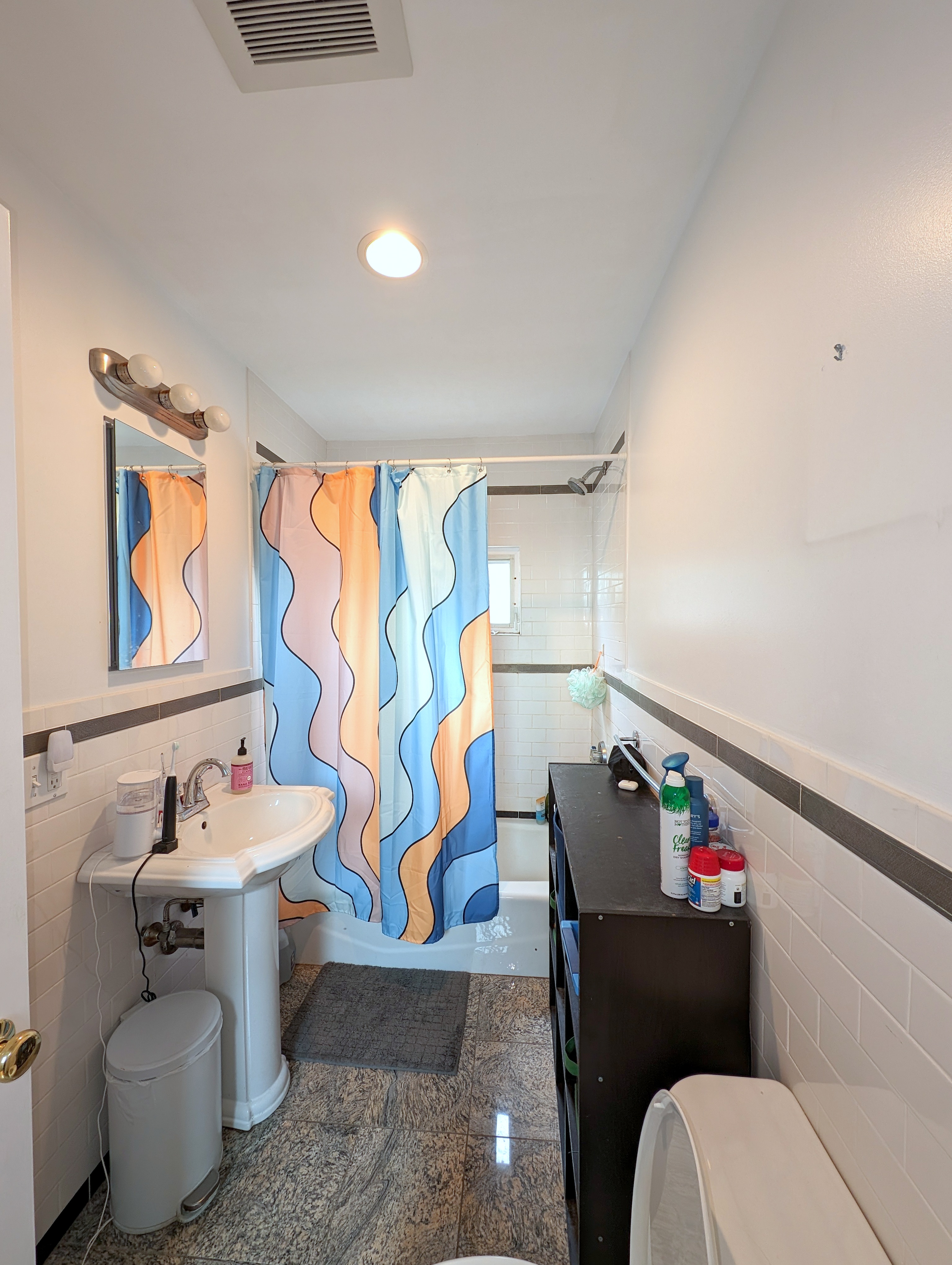 65 Medford St, South Medford