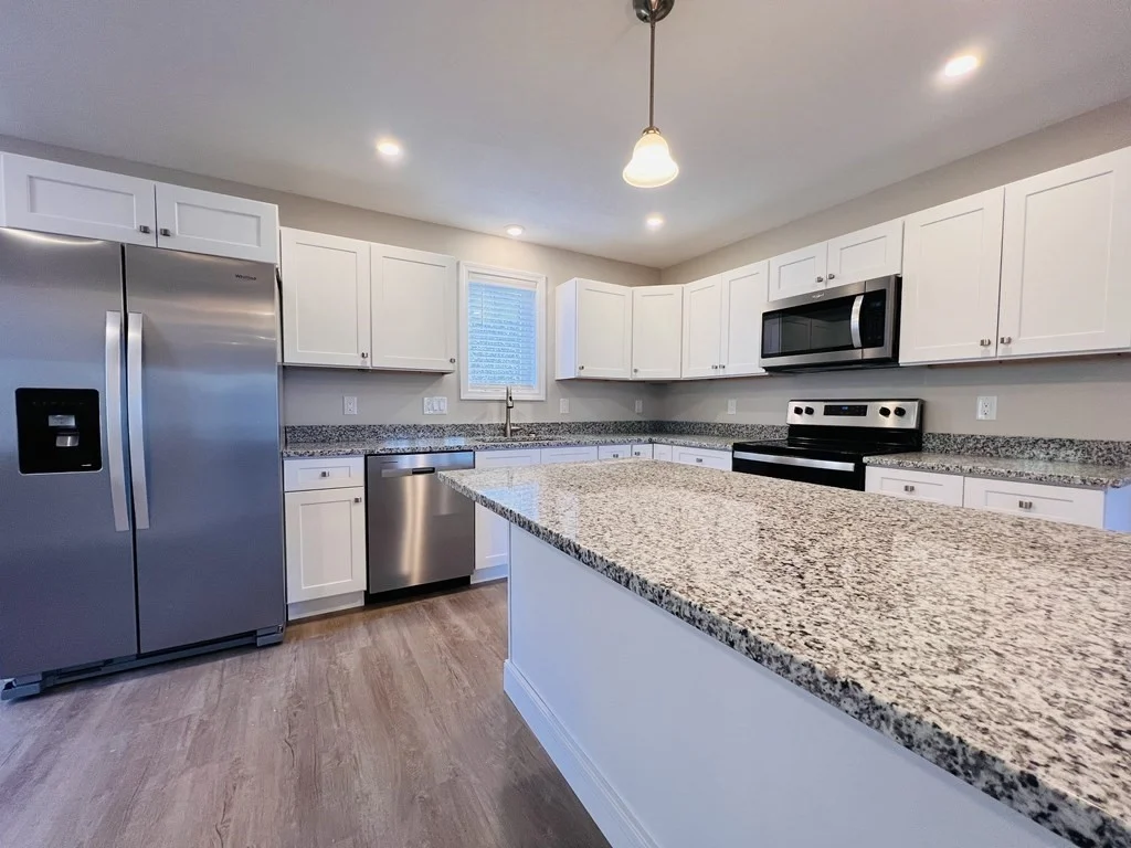 10 Glacier Path, Middleboro