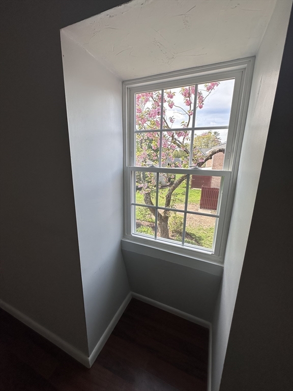 107 Erin Rd, Stoughton