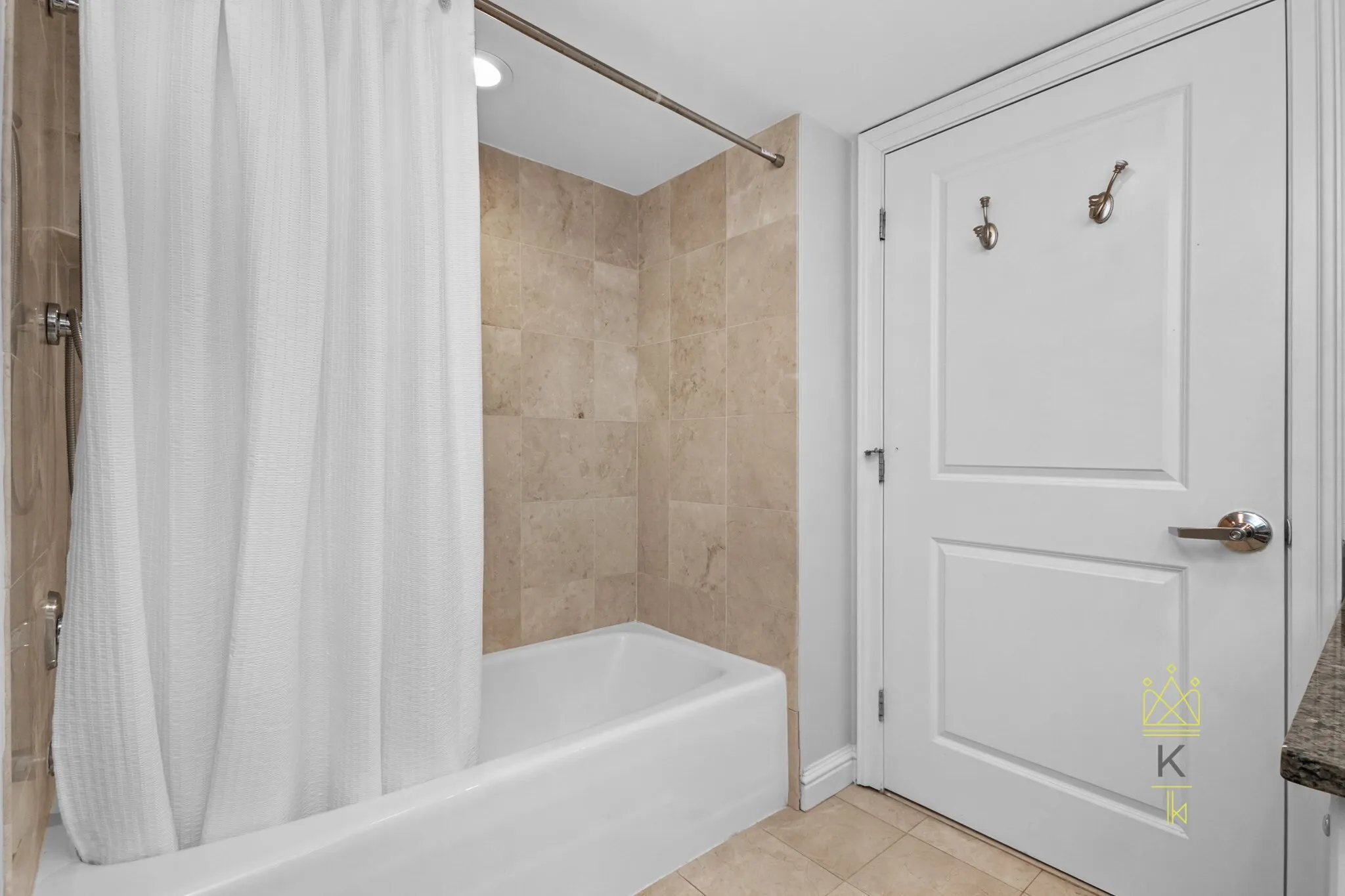 185 Massachusetts Ave, Fenway