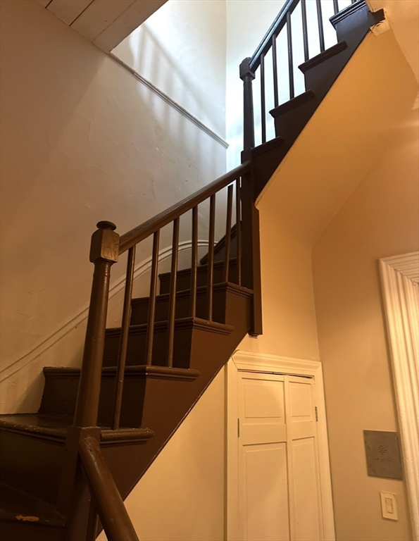 519 Massachusetts Ave, Roxbury