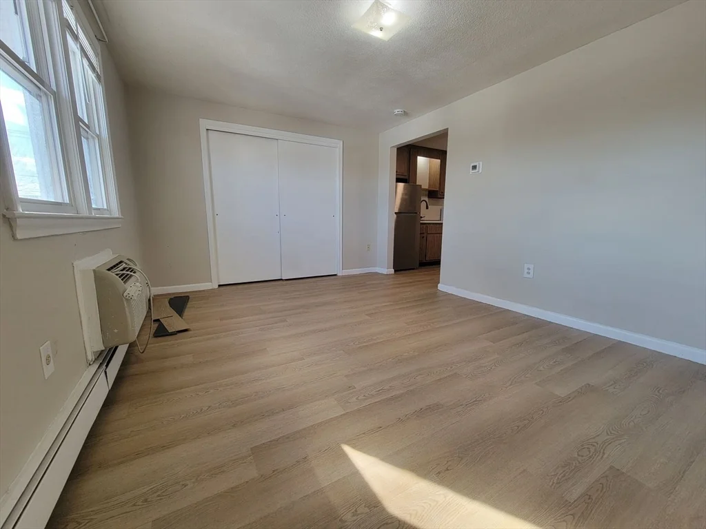 83 Pleasant St, Marlborough