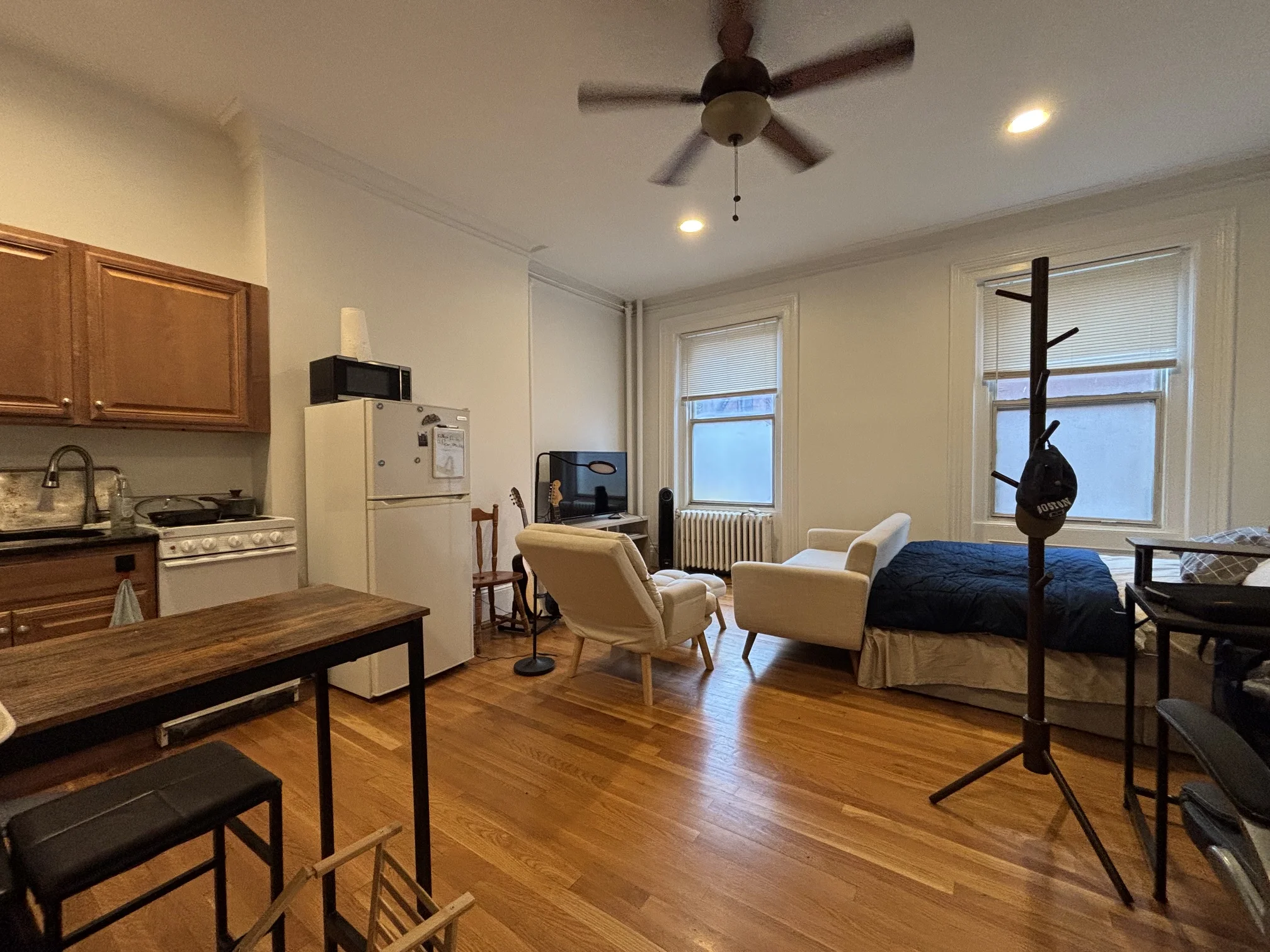 98 Charles St, Beacon Hill
