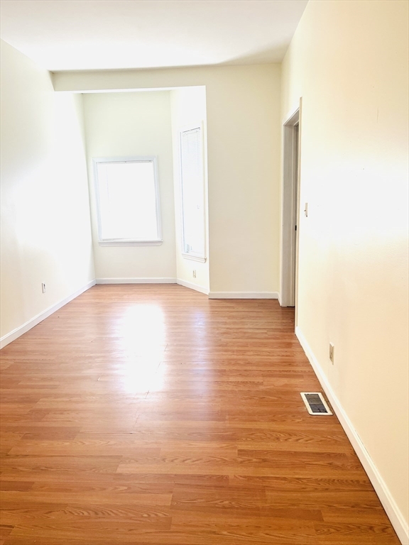 93 Pleasant St, Brockton