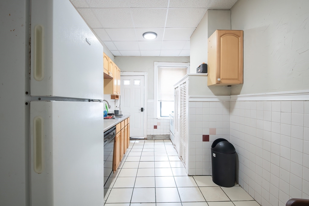 5 Linden St, Allston