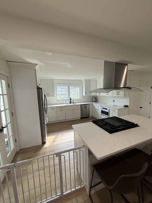 18 Curtis Rd, West Natick