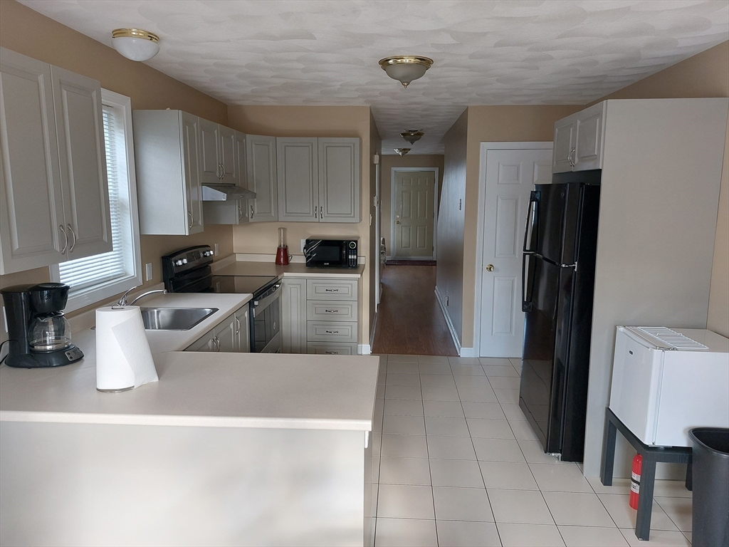 31 Tapley Ave, Revere