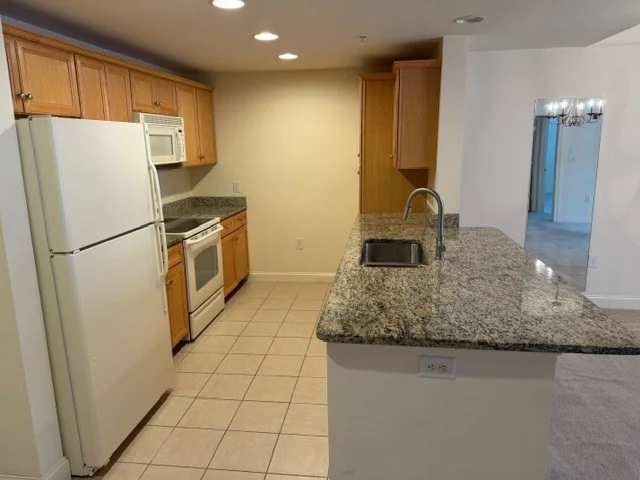 1214 Emerald Ct, Tewksbury