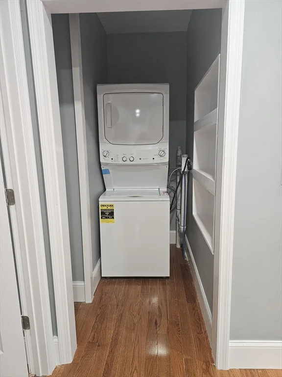 10 Hosmer St, Mattapan