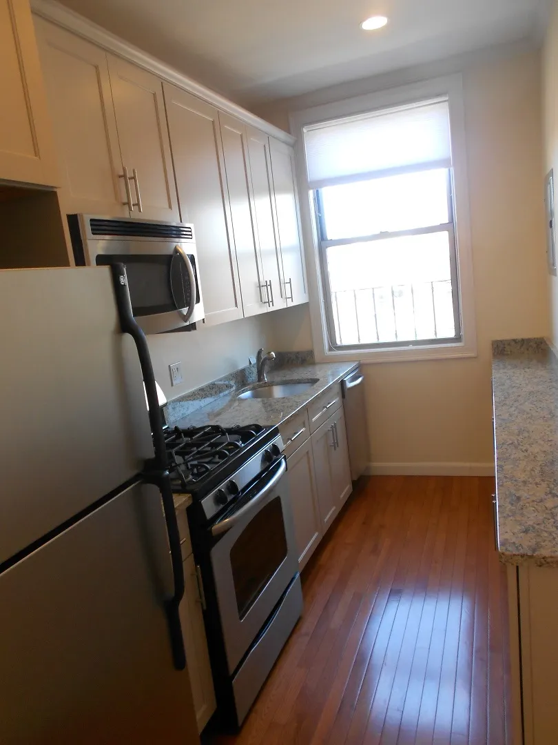 25 Edgerly Rd, Fenway