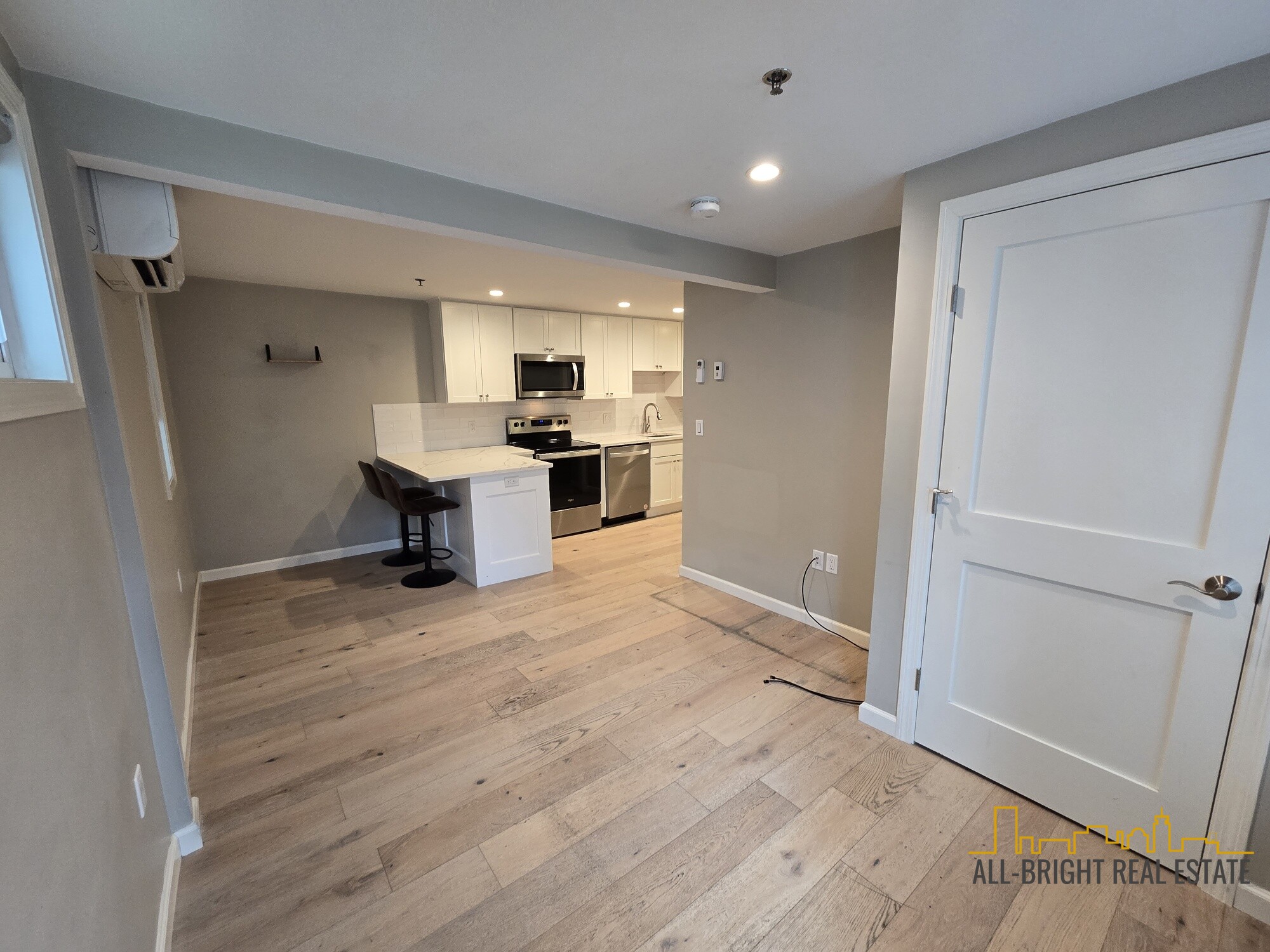 22 Faun Bar Ave, Winthrop