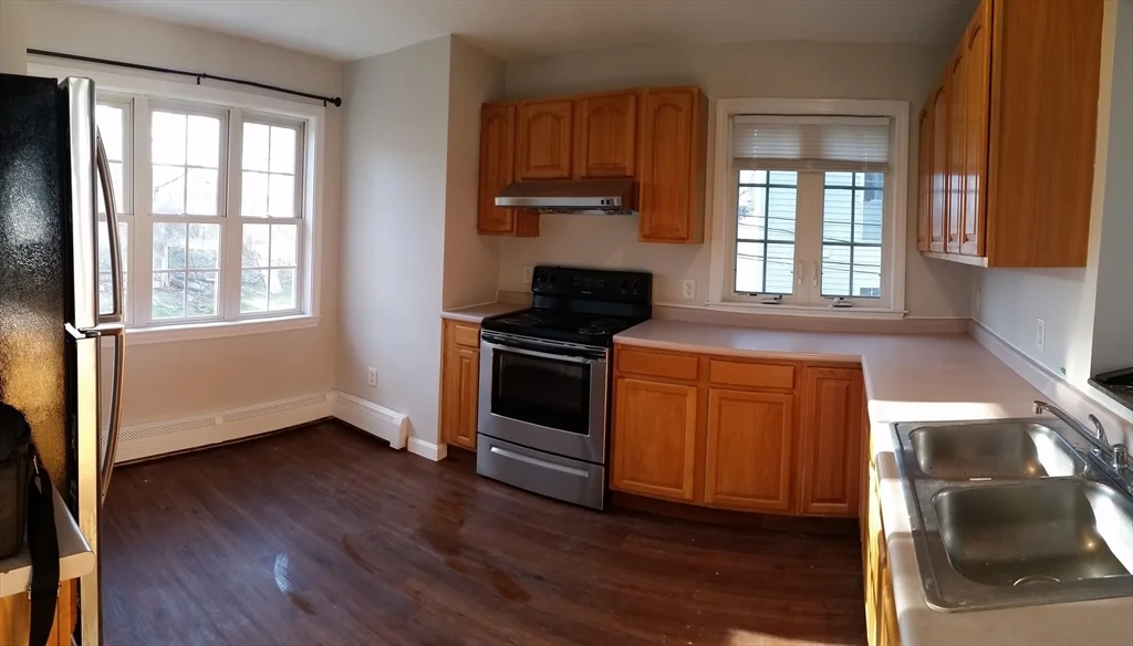 54 Penn Ave, Worcester