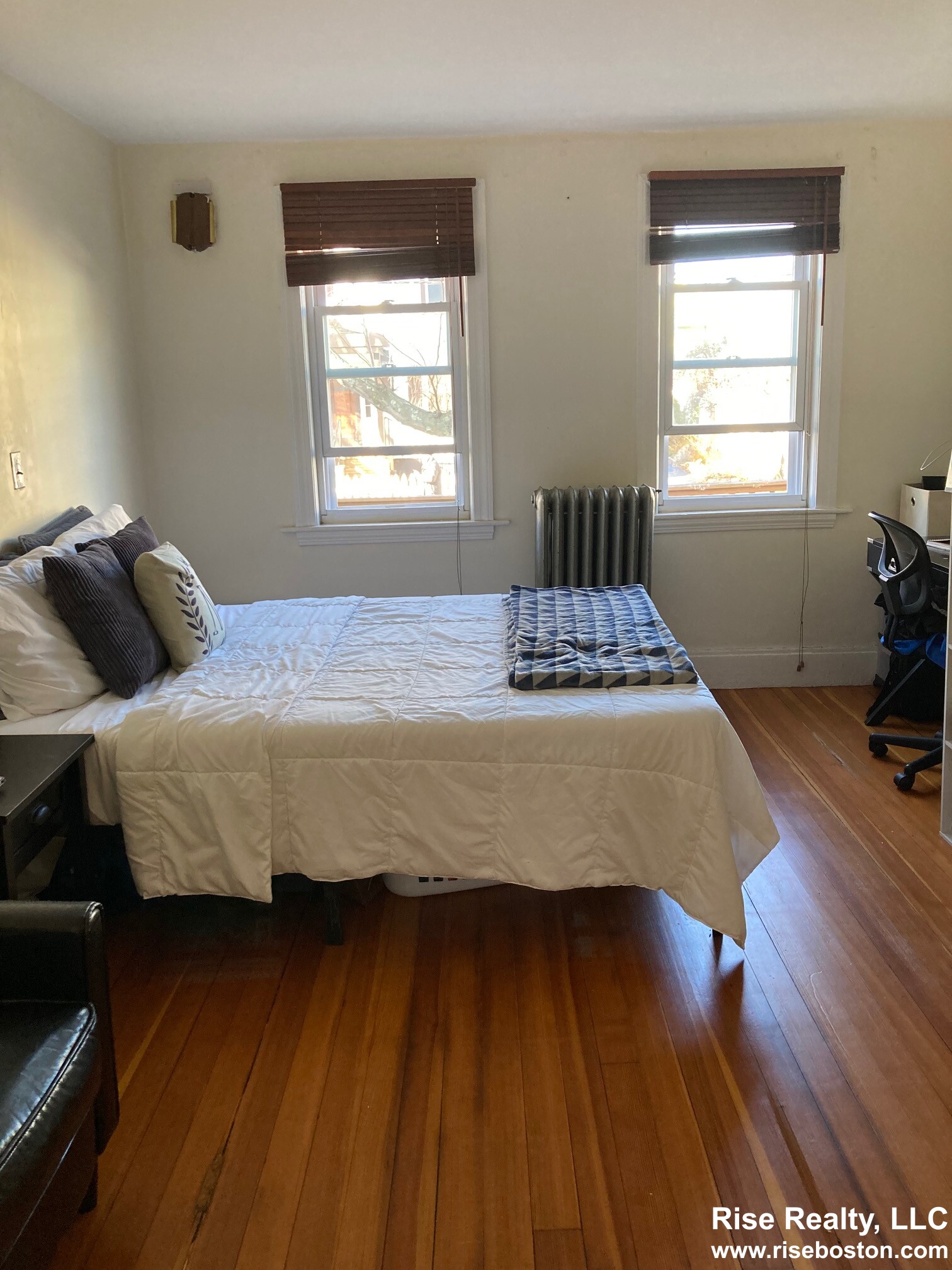 216 Norfolk St, The Port