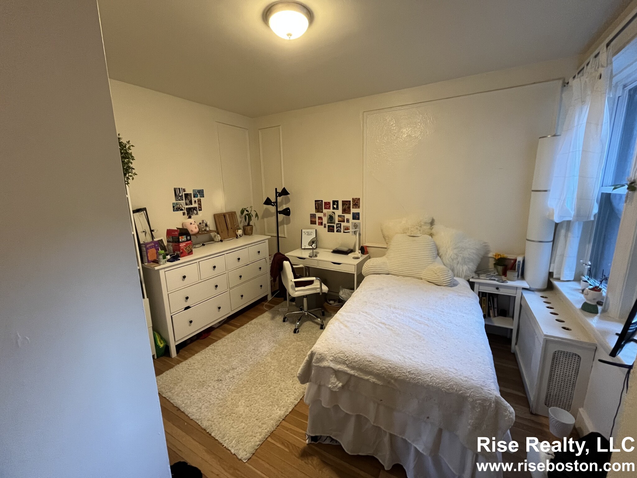 1999 Commonwealth Ave, Brighton