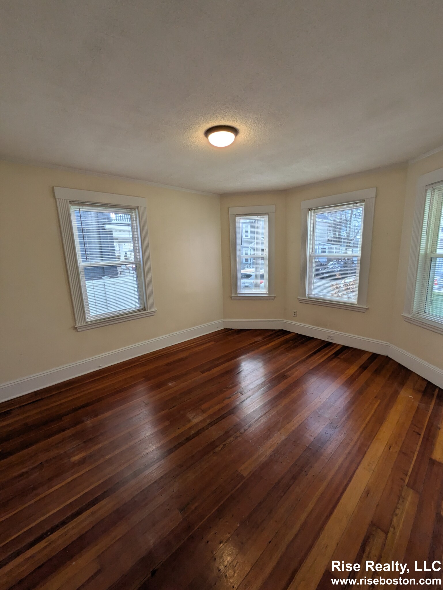 49 Montfern Ave, Brighton