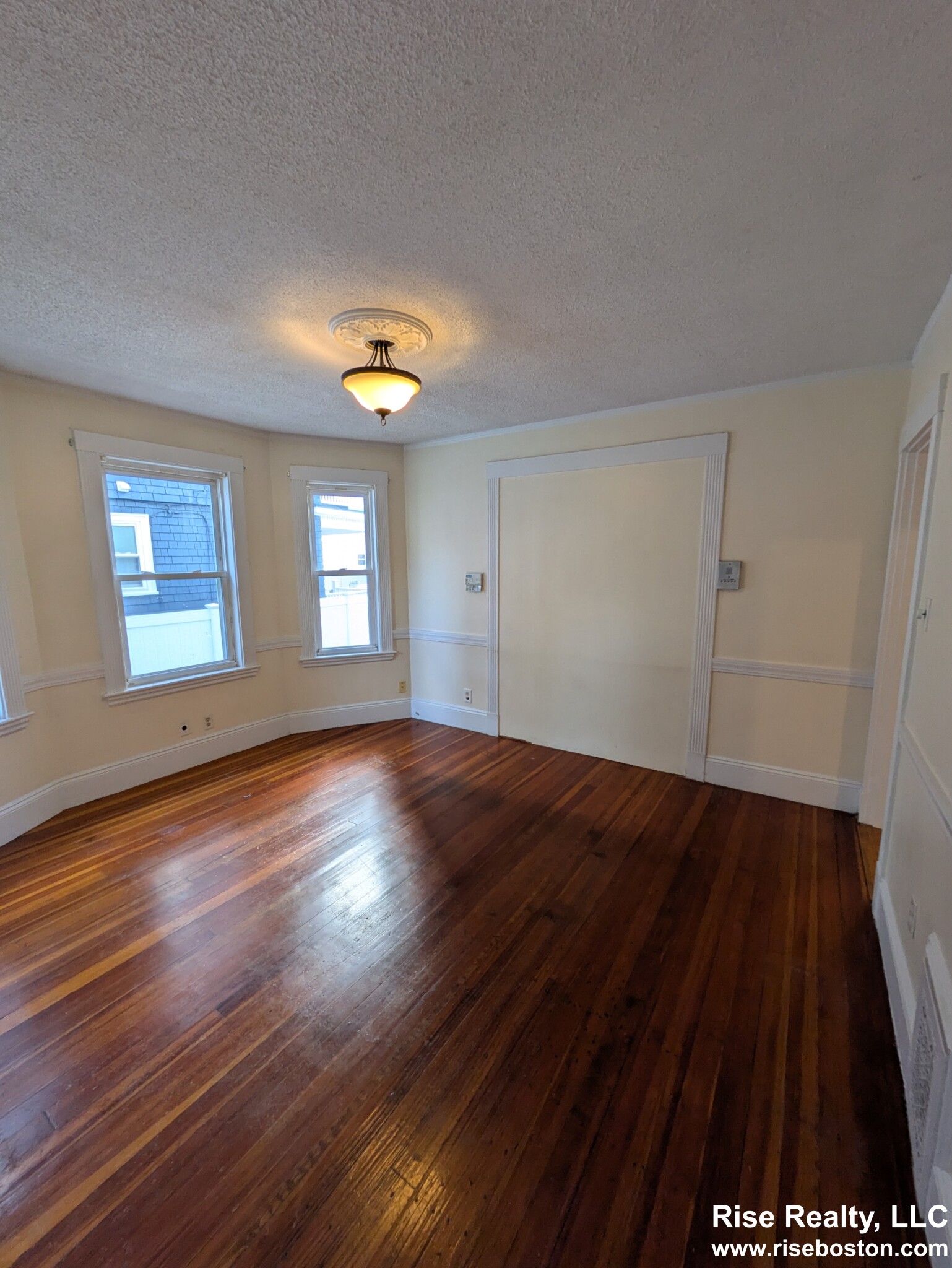 49 Montfern Ave, Brighton