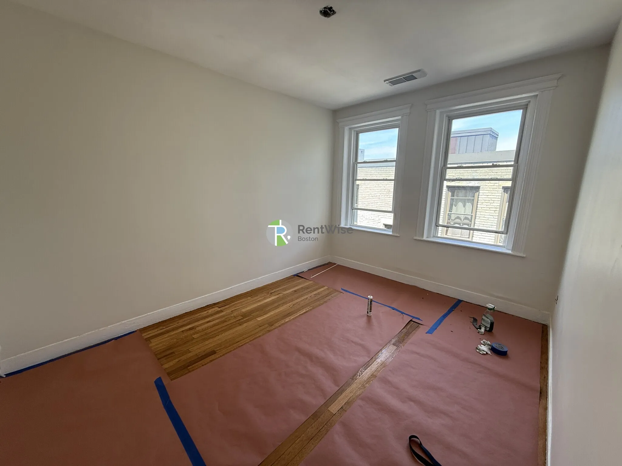 94 Brainerd Rd, Allston