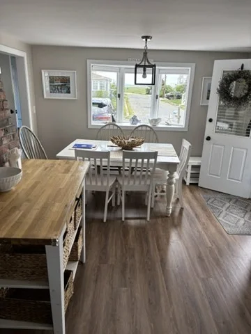 24 Pine Point Rd, Duxbury