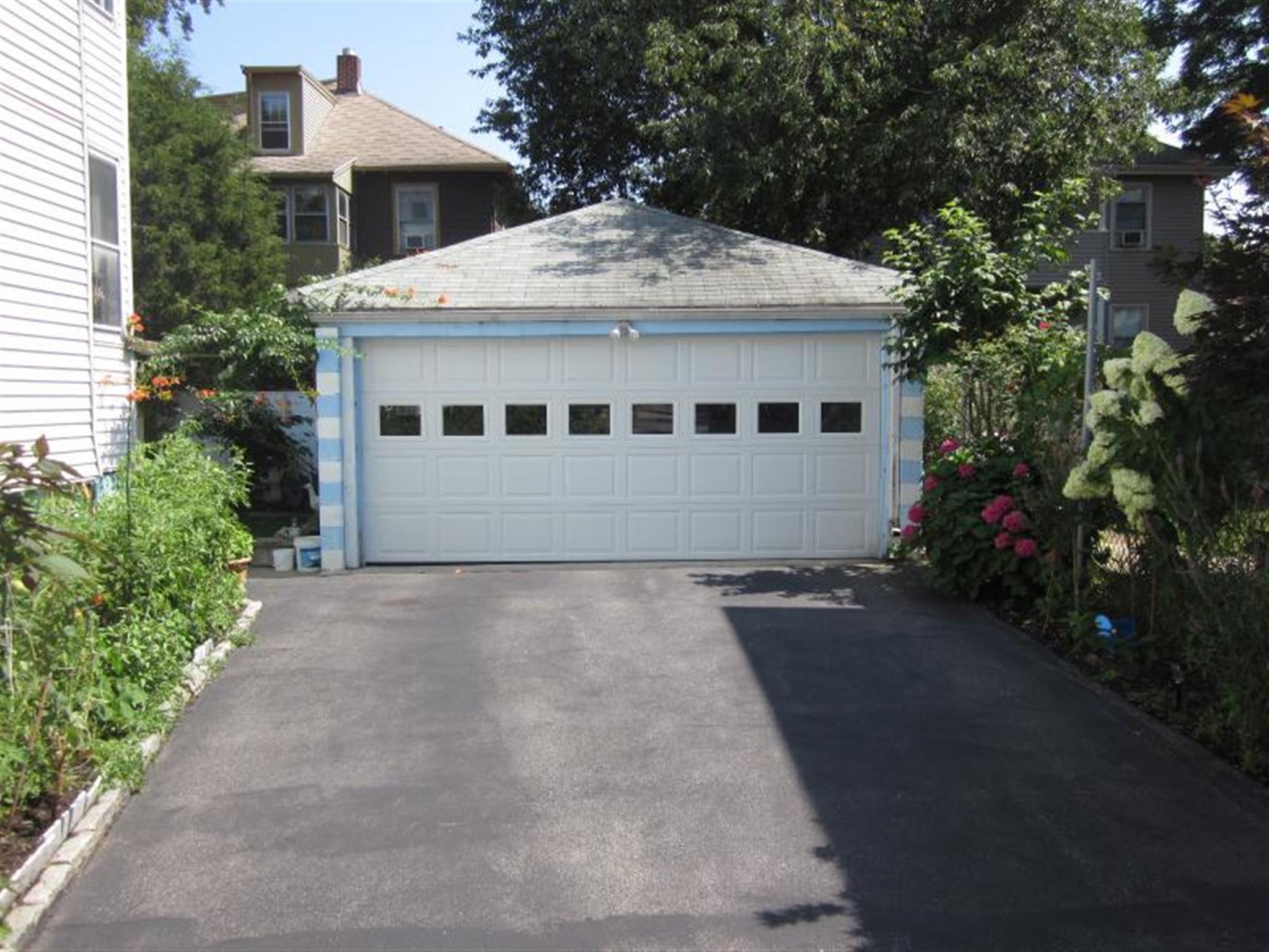 2 bed, 1 bath apartment for rent at 62 Milton St Unit 1, Arlington