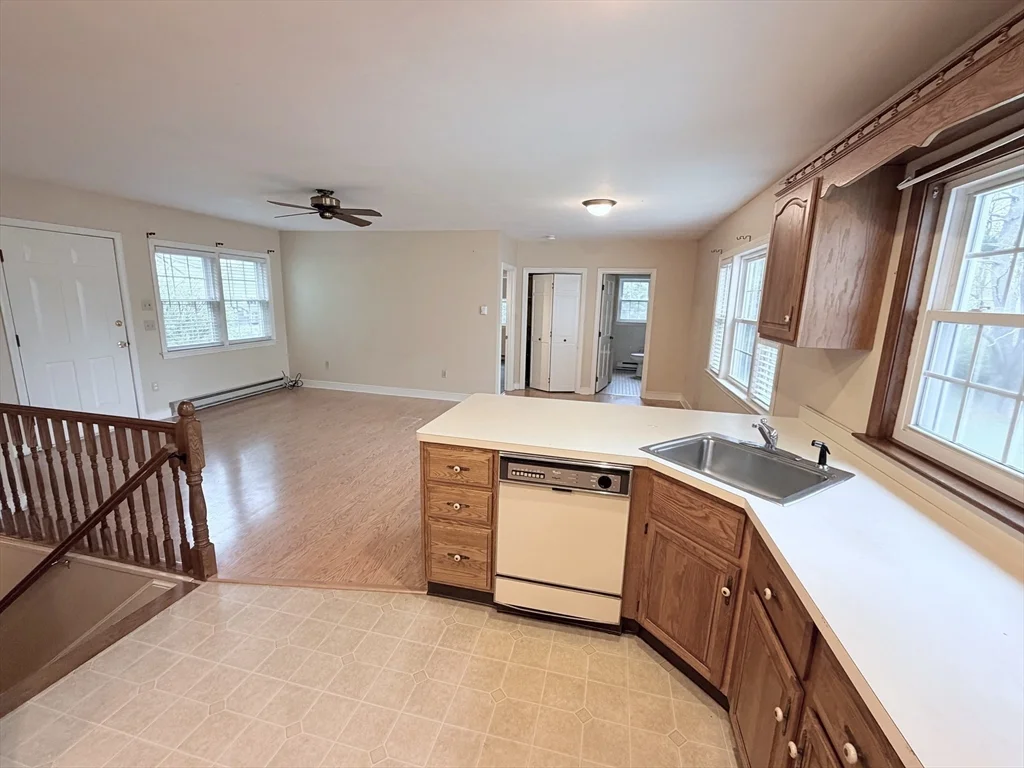 55 Warren St, Taunton