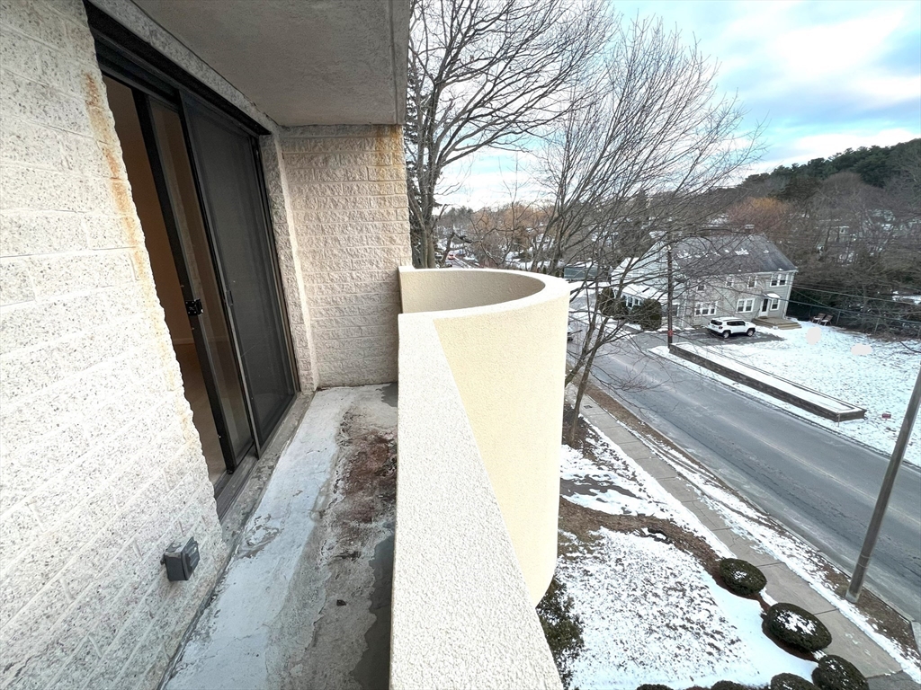 295 West Wyoming Ave, Stoneham