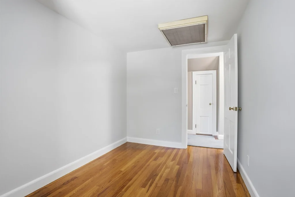 11 Sherman Bridge Rd, Wayland
