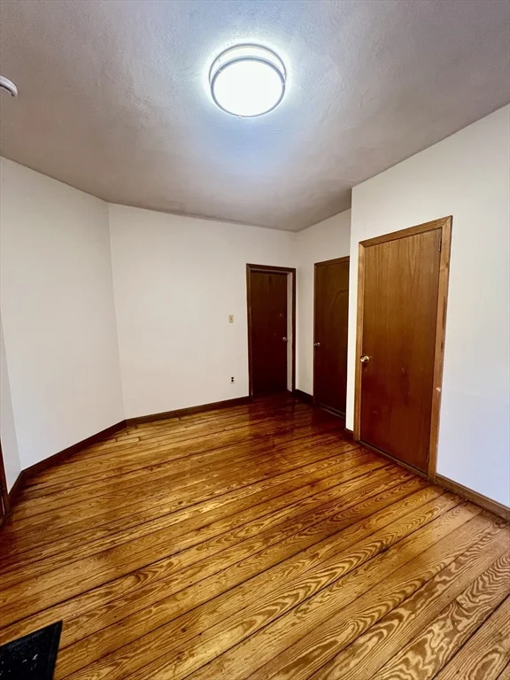 417-419 Ferry St, Everett