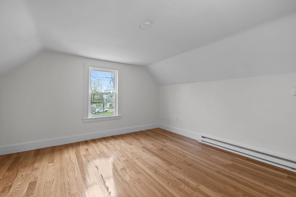 5 Fells Ave, Milford