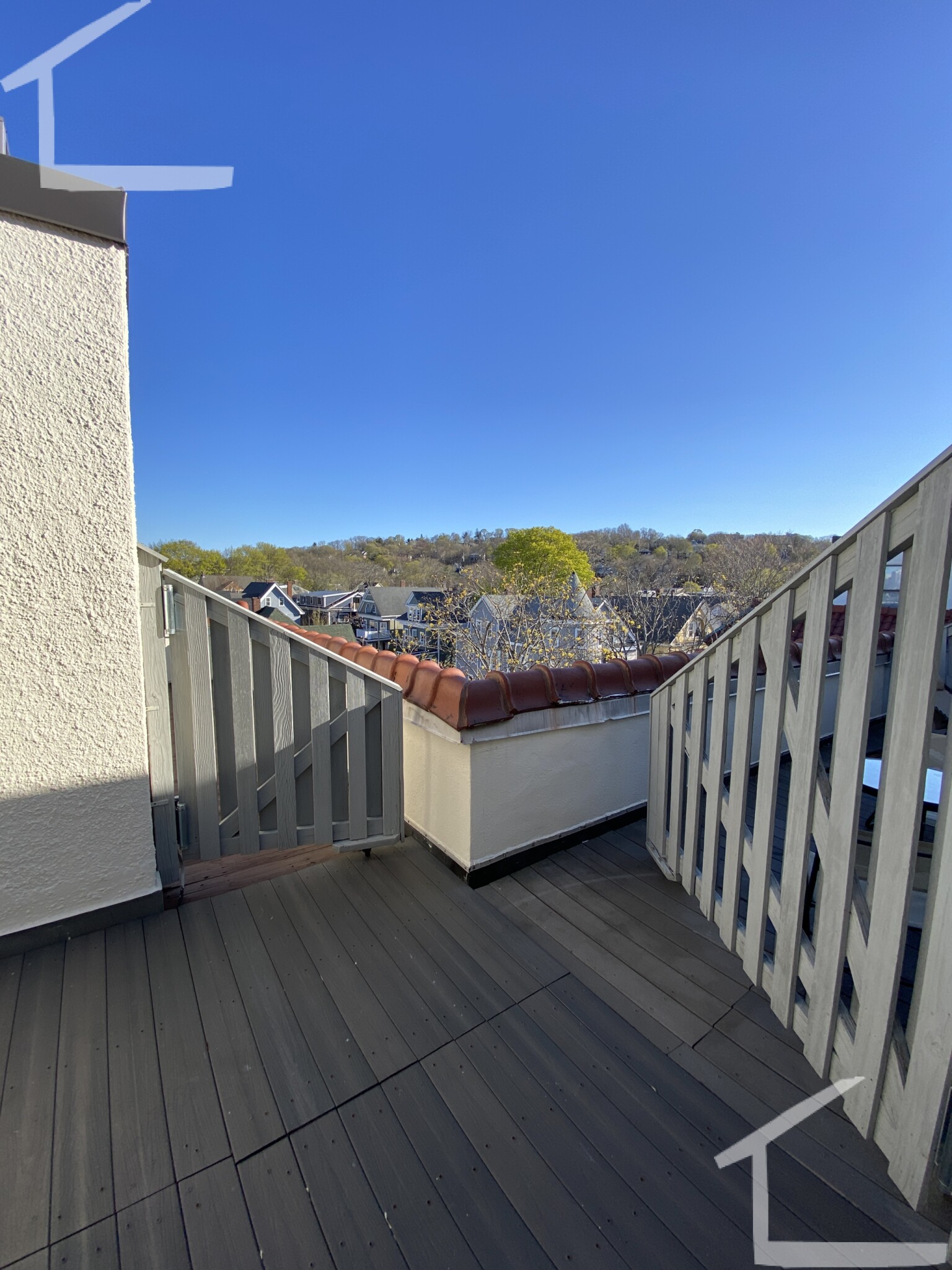 29 Brainerd Rd, Brighton