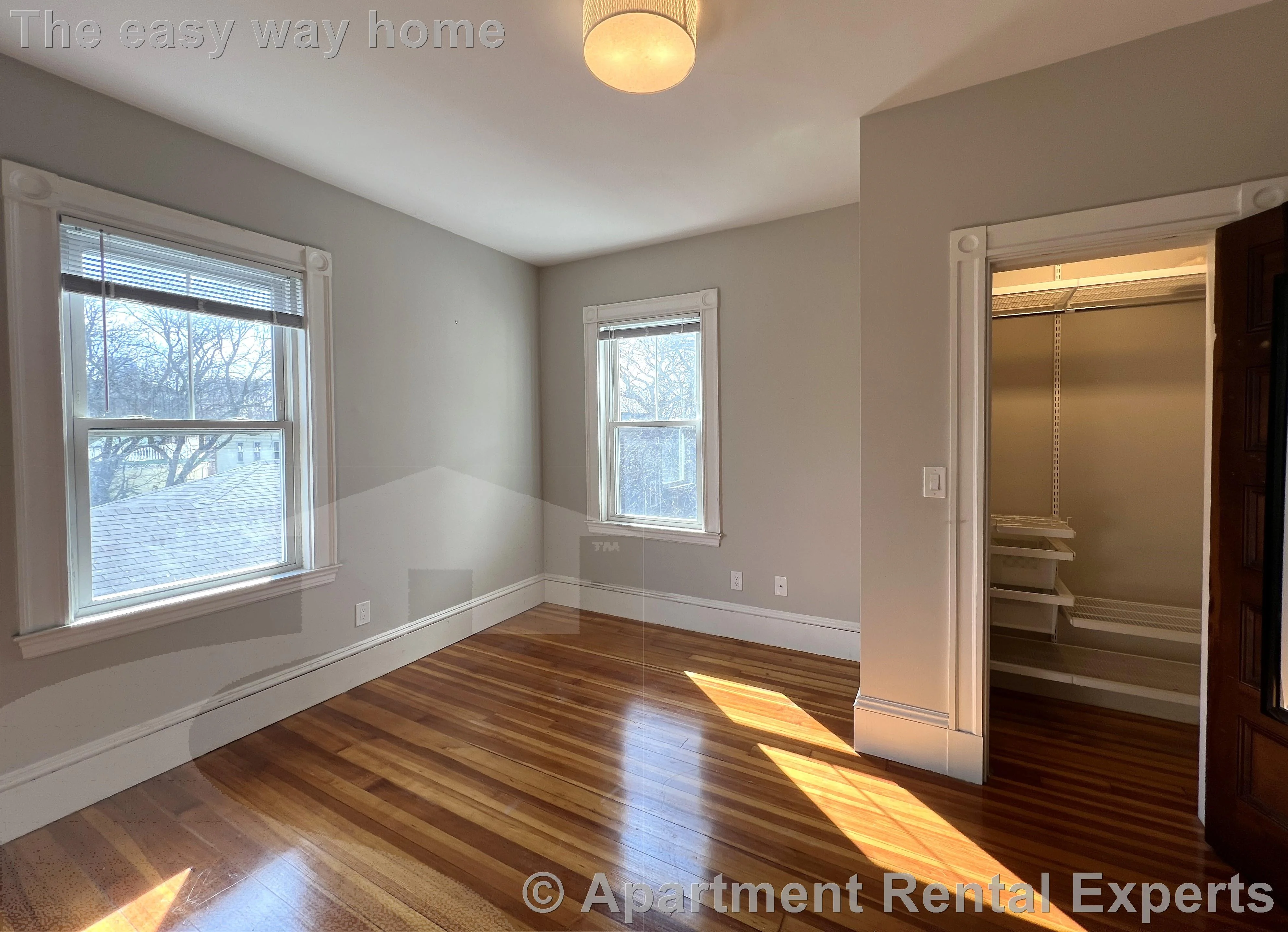 107 Oxford St, Porter Square