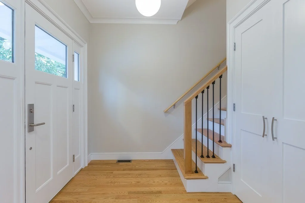 293 Broadway, The Port